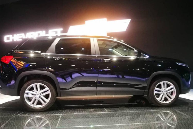 Chevrolet Captiva 2019 phong cach 