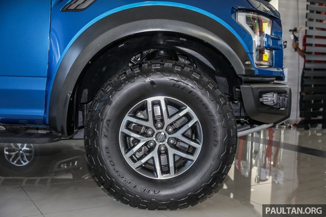 Sieu ban tai Ford F-150 Raptor chot gia 4,4 ty o Malaysia-Hinh-4