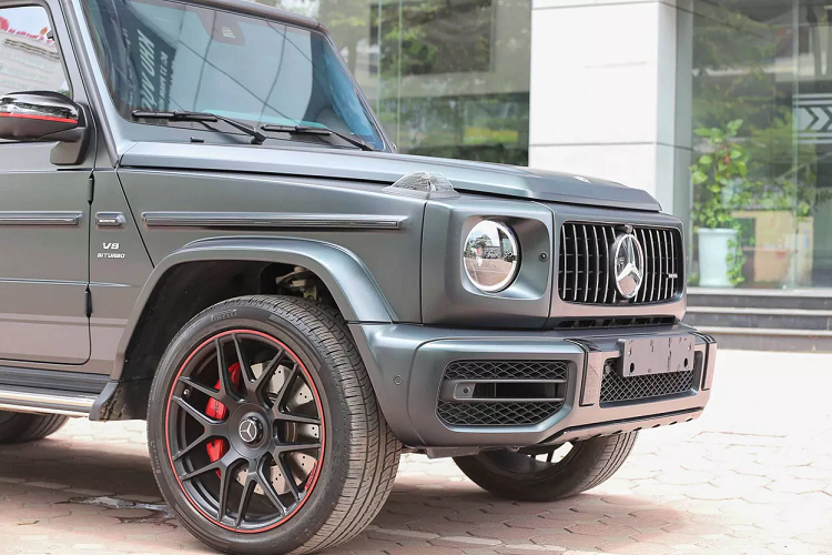 “Soi” Mercedes-AMG G63 hon 12 ty dong tai Viet Nam-Hinh-4