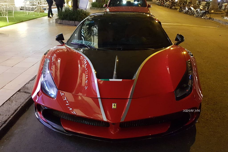 Sieu xe Ferrari 488 GTB do Mansory lan banh o Sai Gon-Hinh-2