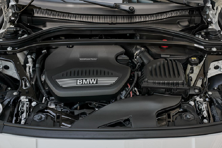 BMW 1-Series 2020 trinh lang, “dau” Mercedes-Benz A-Class-Hinh-9