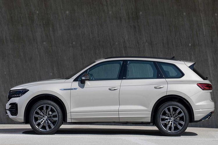 Volkswagen Touareg One Million - chiec xe thu 1 trieu xuat xuong-Hinh-5