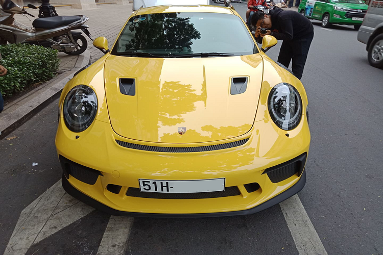 Porsche 911 GT3 RS hon 13,9 ty tai Viet Nam ra bien so-Hinh-2