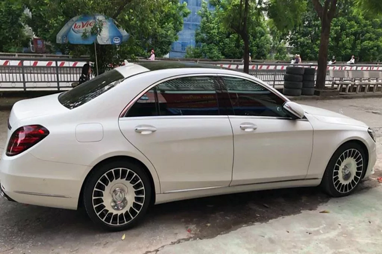 Mercedes-Benz C200 2019 