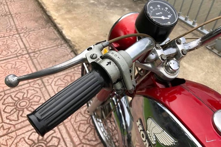 Xe may Honda 67 “doc nhat” Viet Nam chi 50 trieu dong-Hinh-5