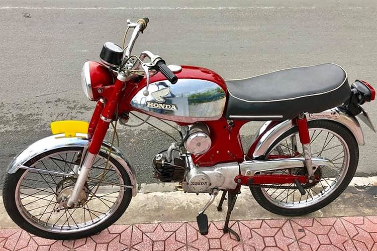 Xe may Honda 67 “doc nhat” Viet Nam chi 50 trieu dong
