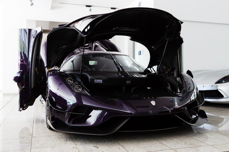 Koenigsegg Regera phu carbon 