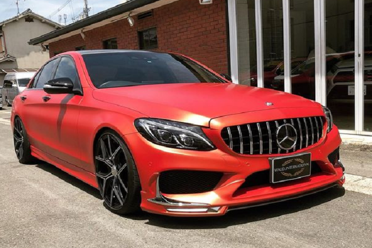 Mercedes C-Class “khoac ao” AMG C63 tu Wald International-Hinh-2