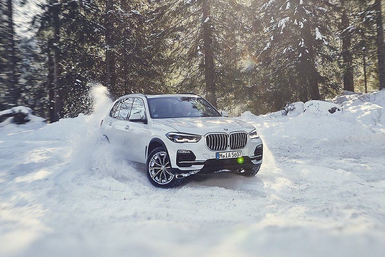 Xe SUV BMW X5 