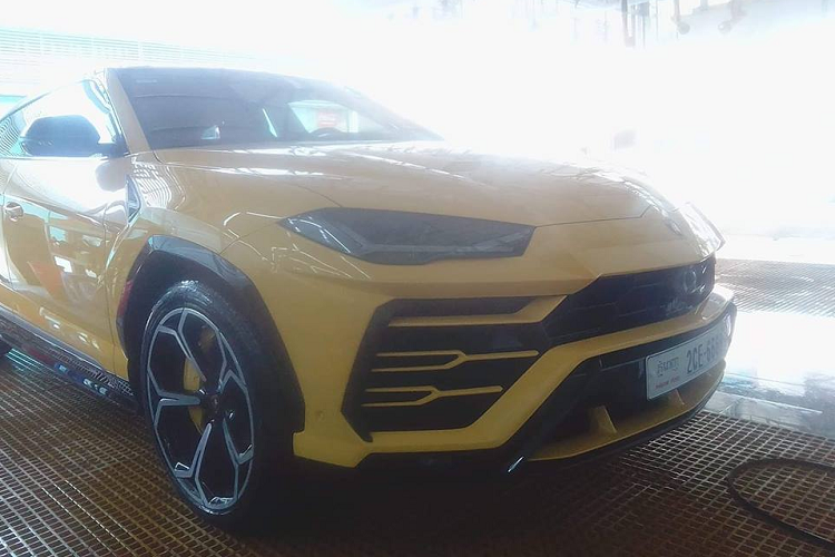 Dan sieu SUV Lamborghini Urus 