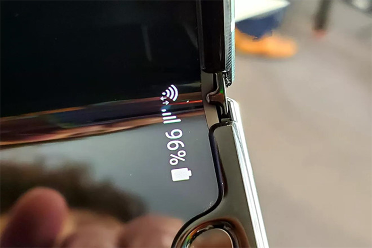 Samsung da sua nhung gi tren dien thoai Galaxy Fold?-Hinh-2