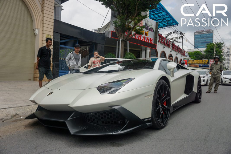 Sieu xe Lamborghini Aventador 50th Anniversario Nam tien-Hinh-2