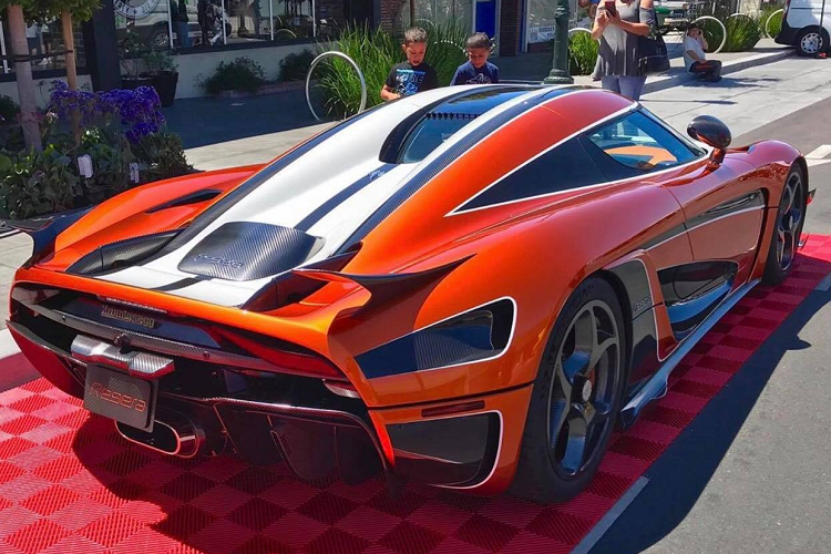 Koenigsegg gioi thieu sieu xe Regera 