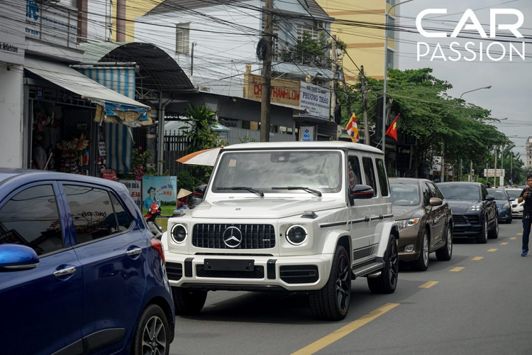 Dai gia Binh Duong chi hon 10 ty tau Mercedes-Benz G63 moi-Hinh-2