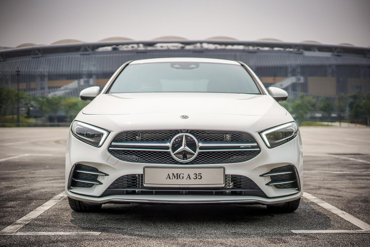 Mercedes-AMG A35 4Matic sedan tu 1,9 ty dong tai Malaysia-Hinh-4