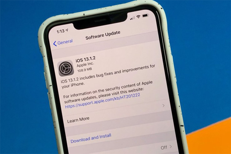Apple tiep tuc ra mat phien ban iOS 13.1.2 de sua loi iOS 13