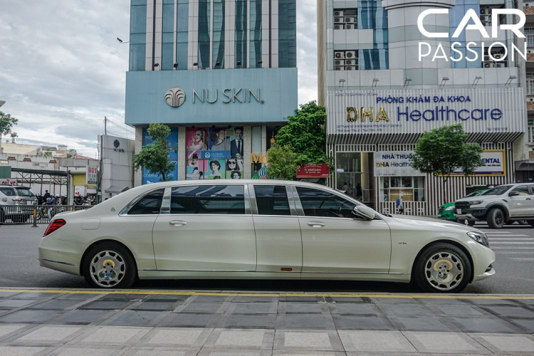 Cham mat Mercedes-Maybach S600 Pullman hon 34 ty tai Sai Gon-Hinh-3