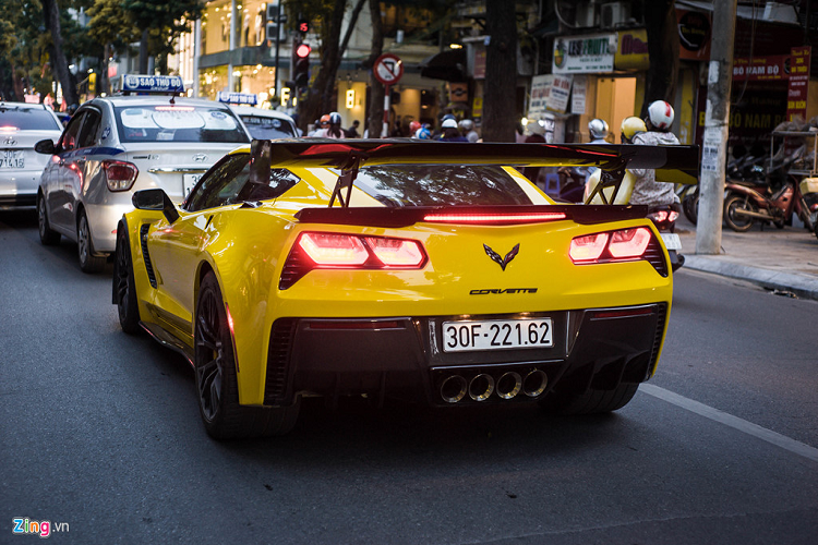 “Soi” xe Chevrolet Corvette C7 Z06 doc nhat Ha Noi-Hinh-10