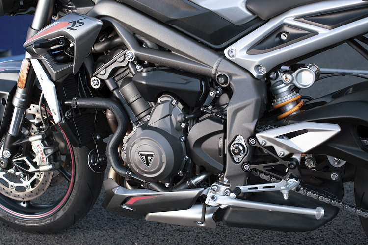 Street Triple RS 2020 - naked-bike manh nhat lich su Triumph-Hinh-4