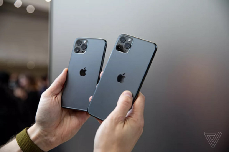 iPhone 11 Pro ban e, nhieu cua hang dung kinh doanh