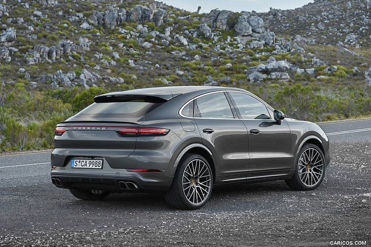 Porsche Cayenne Coupe 2020 tu 4,9 ty dong 