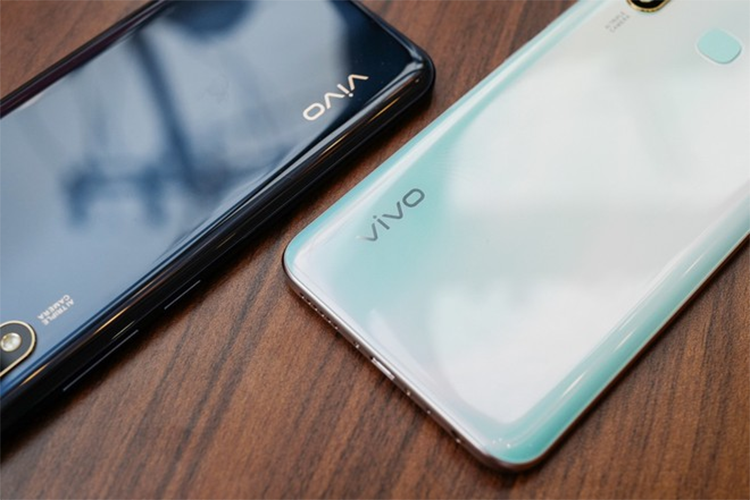 Smartphone vivo Y19 len ke, gia duoi 5 trieu dong