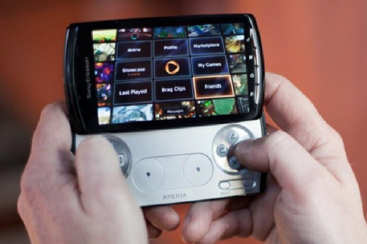 Dien thoai Xperia Play, cu “game over” dau don cua Sony-Hinh-6