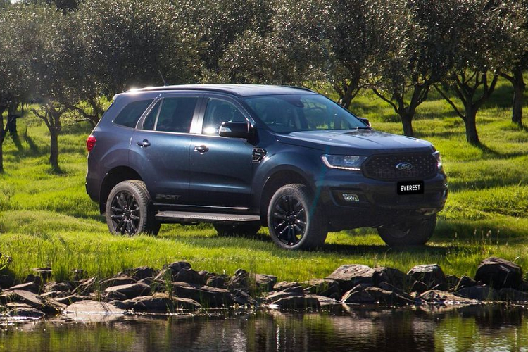 Ra mat Ford Everest Sport 2020 moi tu 1,02 ty dong-Hinh-6