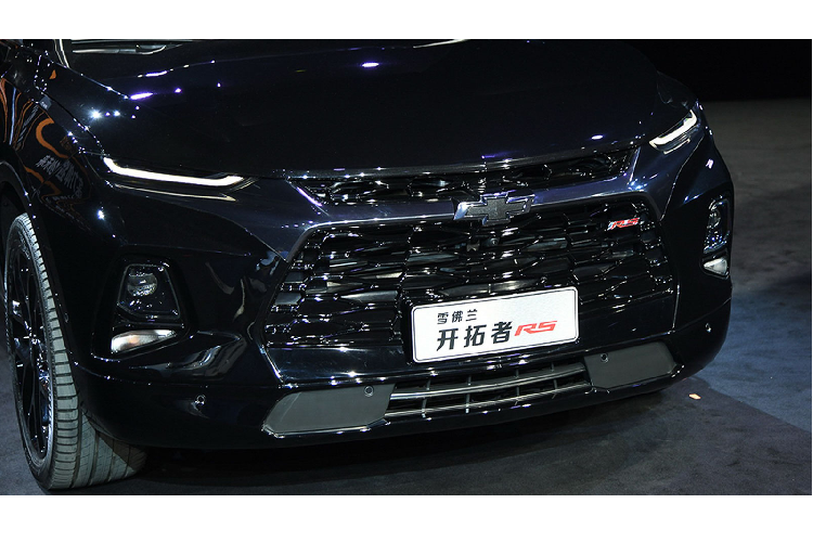 Chi tiet xe SUV Chevrolet Blazer 7 cho tai Trung Quoc-Hinh-5