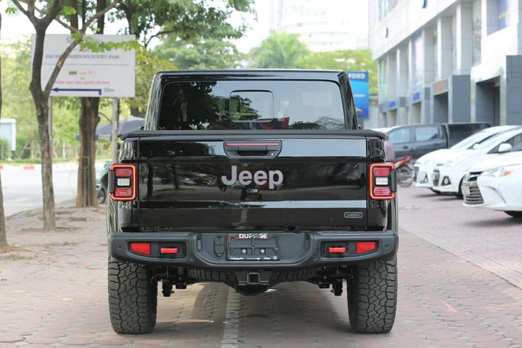 Can canh ban tai Jeep Gladiator Rubicon gan 4 ty tai Viet Nam-Hinh-8