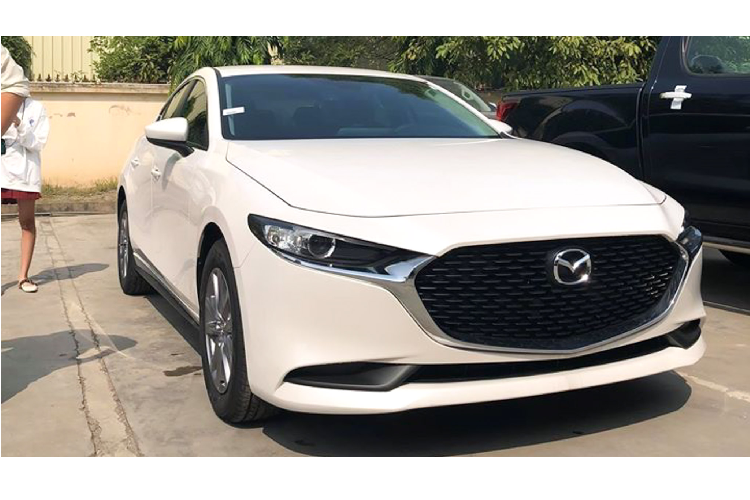 Can canh Mazda3 moi ban tieu chuan, ban ra 719 trieu dong