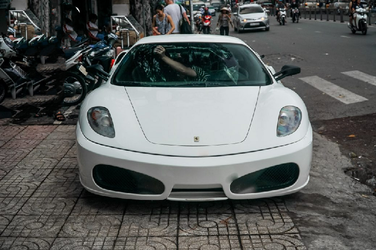 Ferrari F430 cua ong Dang Le Nguyen Vu tai xuat tai Sai Gon-Hinh-2