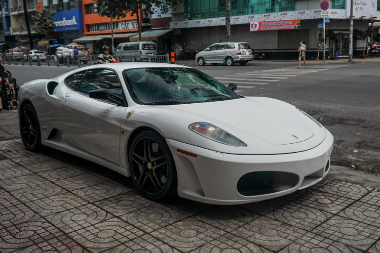 Ferrari F430 cua ong Dang Le Nguyen Vu tai xuat tai Sai Gon-Hinh-9