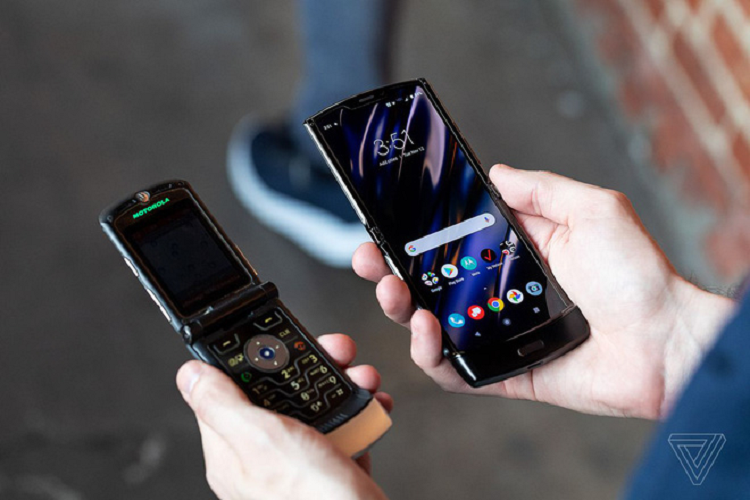 Motorola RAZR 2019 se kho thanh cong vi diem yeu chi mang
