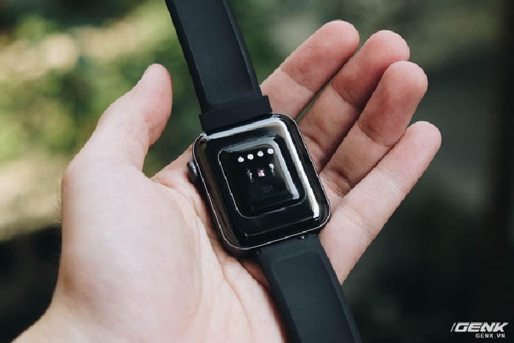 Tren tay Xiaomi Mi Watch: Apple Watch cua the gioi Android-Hinh-7