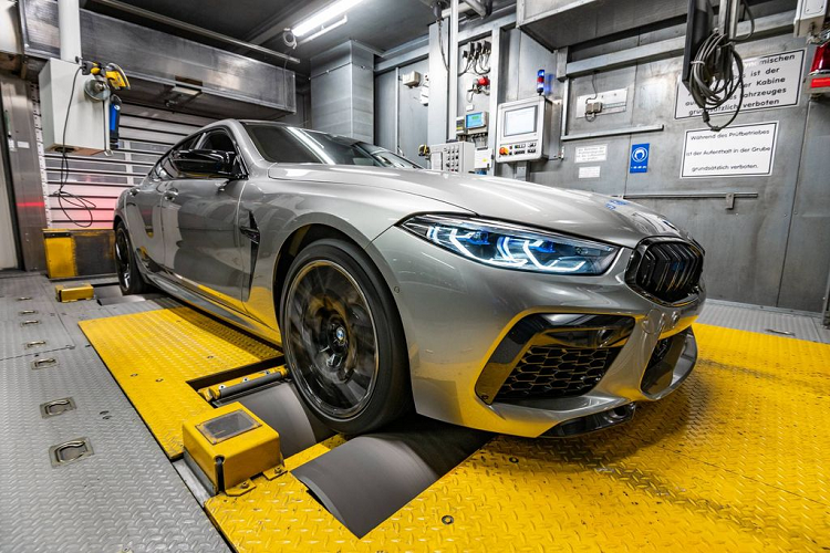 BMW M8 Gran Coupe 2020 moi da san sang ra mat-Hinh-6