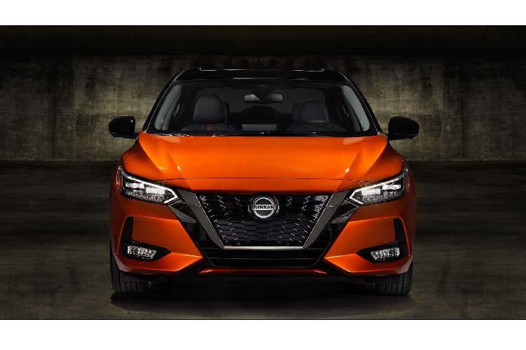 Chi tiet Nissan Sentra the he moi ‘’lot xac’’ de dau Mazda3-Hinh-3