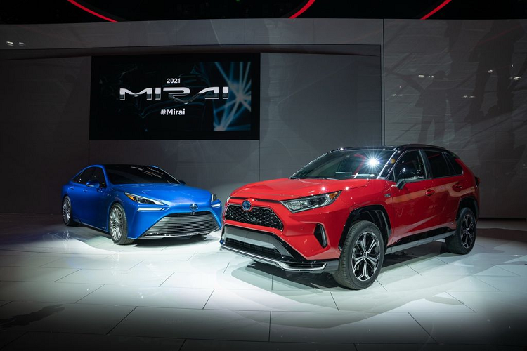 Chi tiet Toyota RAV4 Prime 2021: manh va tiet kiem nhat-Hinh-2