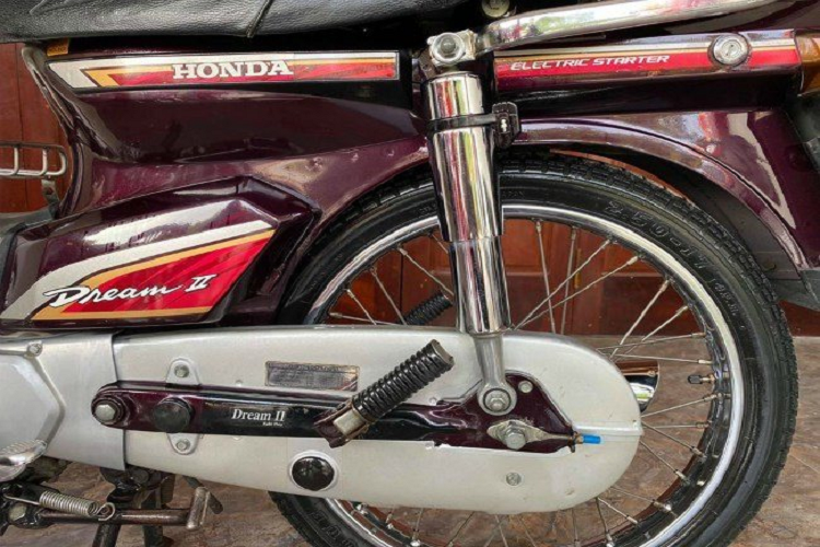 Honda Dream II dung 18 nam “thet gia” 70 trieu o Ha thanh-Hinh-9