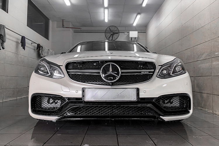 Mercedes-AMG E63 S W212 doc nhat Viet Nam do cong suat-Hinh-2