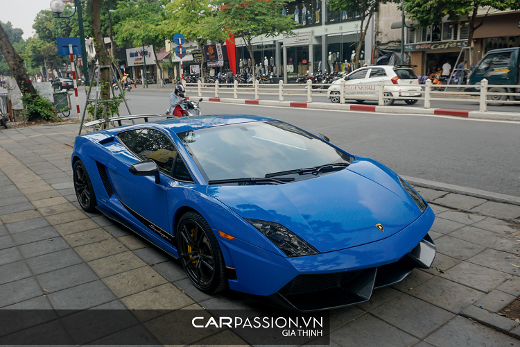 Sieu xe Lamborghini Gallardo hang hiem tai Ha Noi thay “ao” moi-Hinh-2