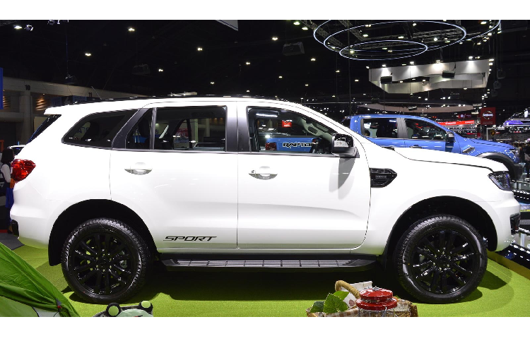 Ford Everest Sport 2020 hon 1 ty dong ra mat tai Thai Lan-Hinh-4