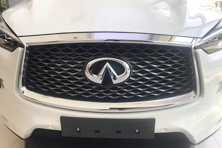 Can canh Infiniti QX50 hon 2,4 ty dong tai Viet Nam-Hinh-5