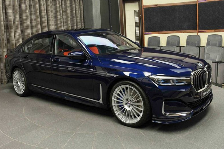 Ngam sieu sedan BMW Alpina B7 2020 mau doc tai Abu Dhabi