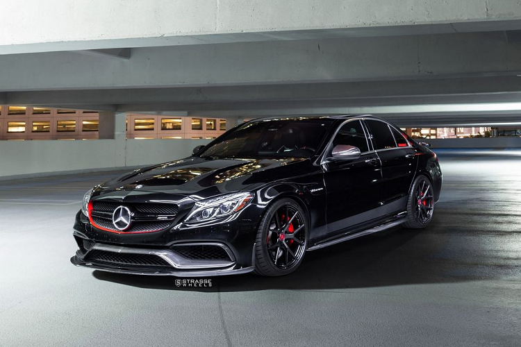 Ngam sieu pham Mercedes-AMG C63 S do ngap tran carbon-Hinh-4