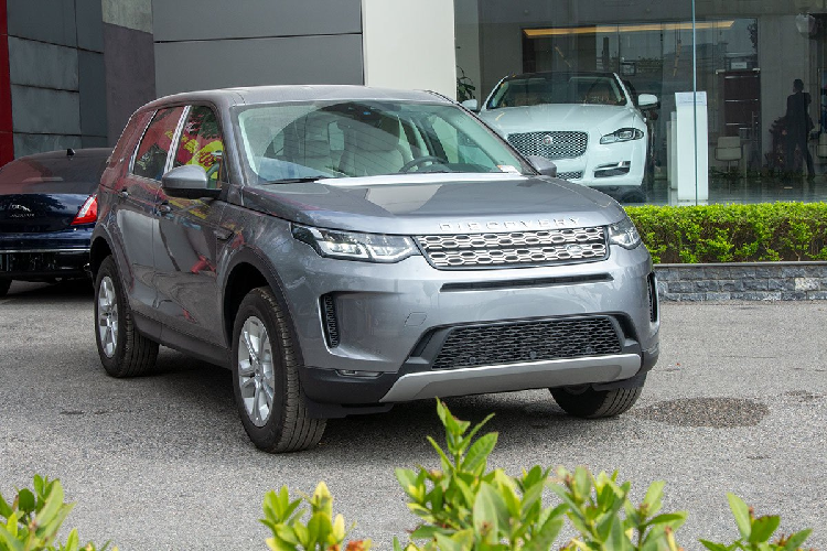 Xe Land Rover Discovery Sport S 2020 chinh hang 2,8 ty dong