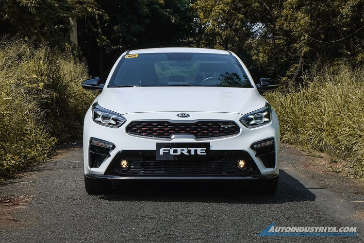 Chi tiet Kia Cerato GT 2019 tu 486 trieu dong tai Philippines-Hinh-2