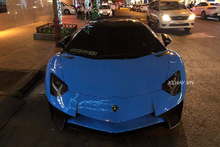 Sieu xe Lamborghini Aventador SV hon 30 ty lan banh tai Sai Gon-Hinh-2