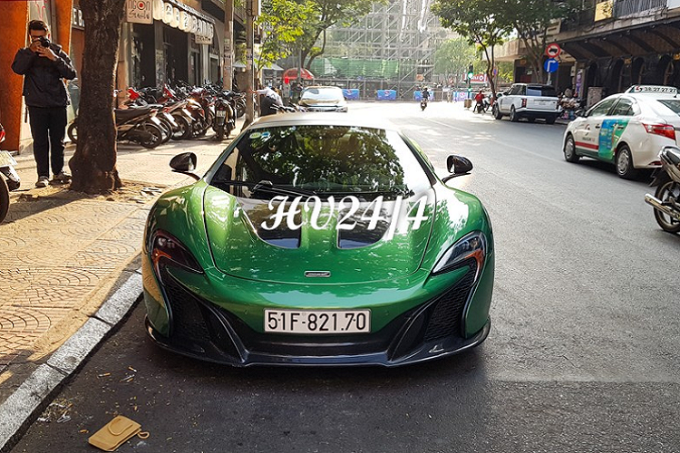 Chong Diep Lam Anh khoac ao “tac ke” cho sieu xe McLaren 650S