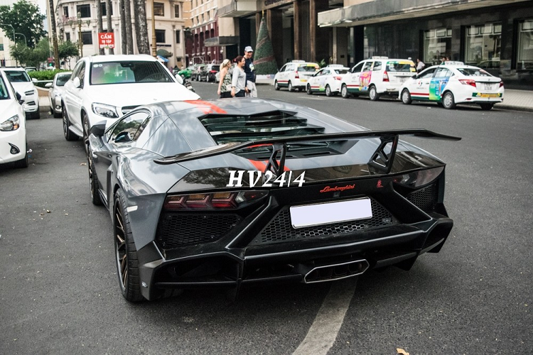 Lamborghini Aventador do bodykit 